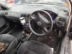 2001 Volkswagen Golf