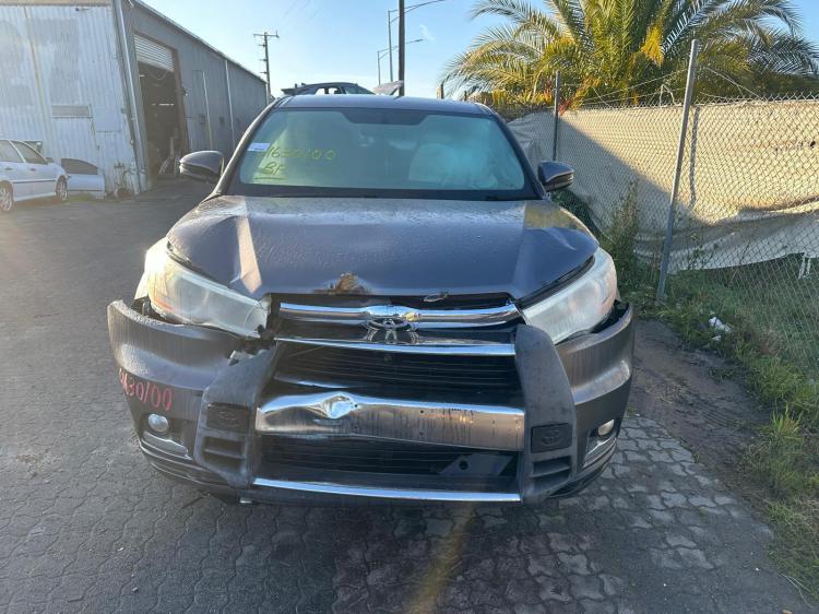 toyota Kluger GSU50 Mar 2015 Parts & Wrecking