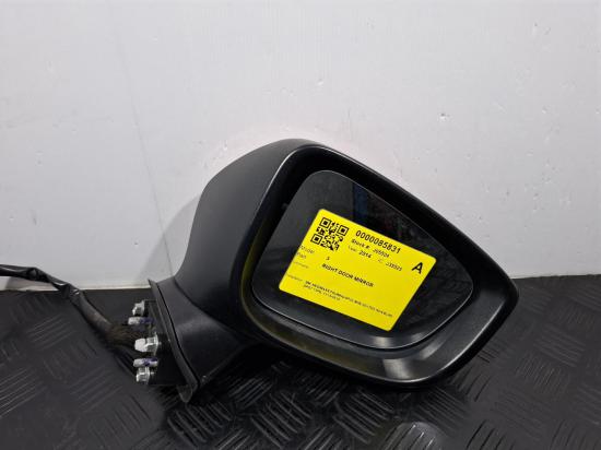 mazda 3 RIGHT DOOR MIRROR 