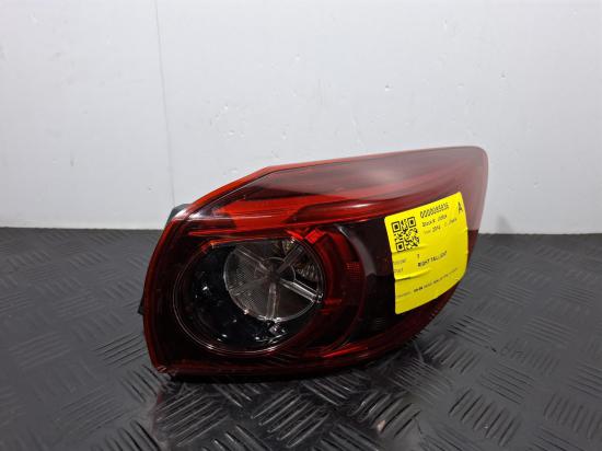 mazda 3 RIGHT TAILLIGHT 