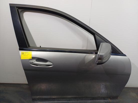 mercedes c class RIGHT FRONT DOOR 