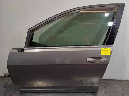 volkswagen Golf 2016 LEFT FRONT DOOR 