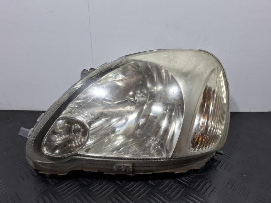 toyota Echo Apr 2005 LEFT HEADLAMP 