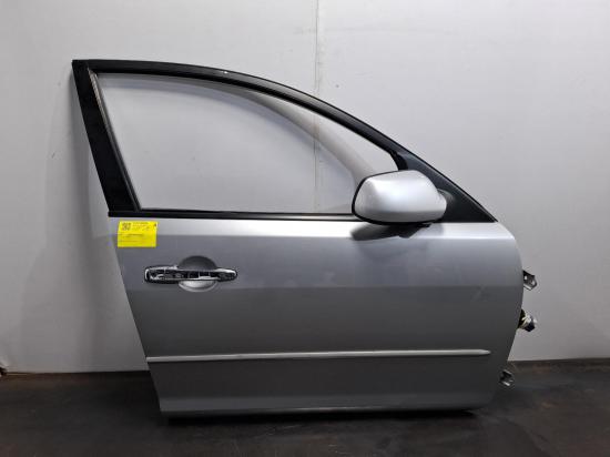 mazda 3 RIGHT FRONT DOOR 