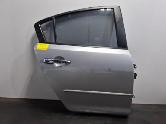 mazda 3 RIGHT REAR DOOR 