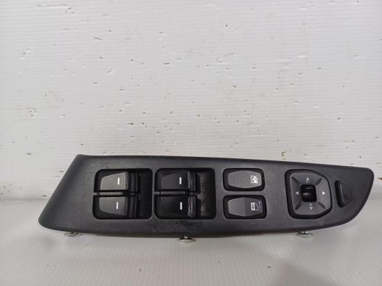 hyundai Ix35 LM 2014 POWER WINDOW SWITCH 