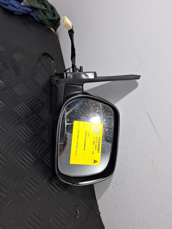 toyota Rav4 RIGHT DOOR MIRROR 
