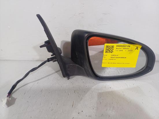 toyota Corolla ZRE172R Dec 2016 RIGHT DOOR MIRROR 