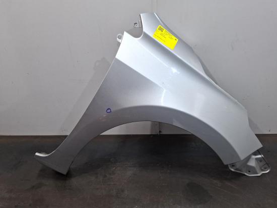 toyota Corolla ZRE172R Dec 2016 RIGHT GUARD 