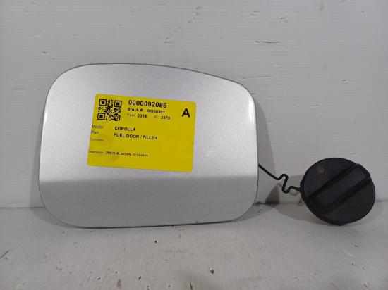toyota Corolla ZRE172R Dec 2016 FUEL DOOR/FILLER 