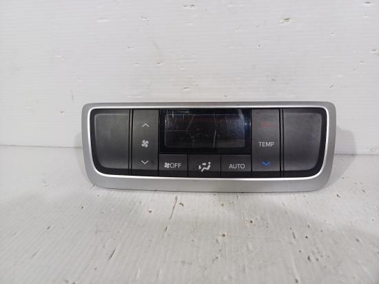 toyota Kluger GSU55R Jan 2019 HEATER/AC CONTROLS 
