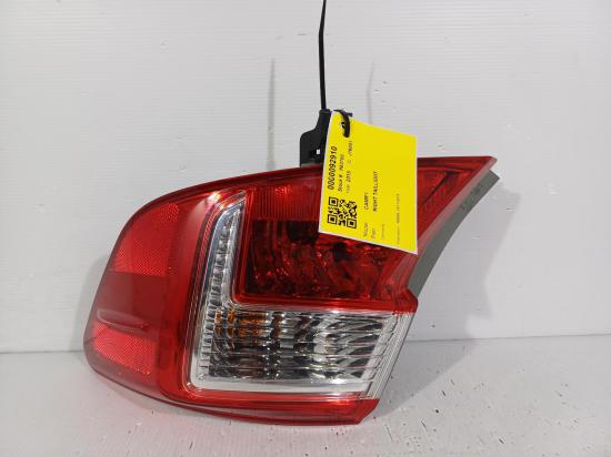 toyota Camry RIGHT TAILLIGHT 