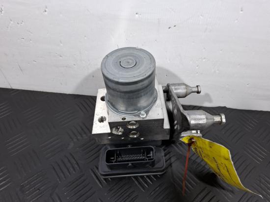 mercedes E Class Dec 2014 ABS PUMP/MODULATOR 