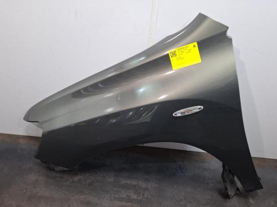 toyota Kluger LEFT GUARD 