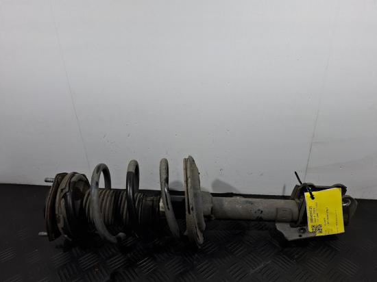 toyota Kluger LEFT RFONT STRUT 