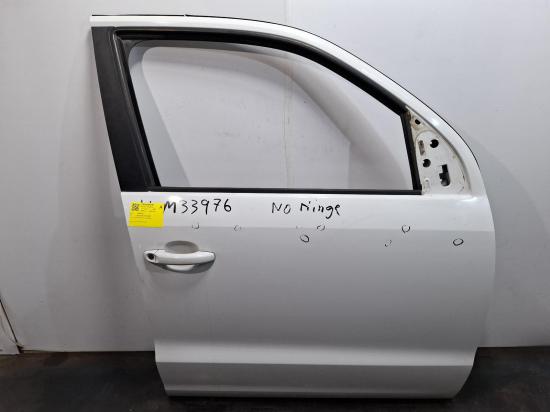 volkswagen Amarok 2H May 2013 RIGHT FRONT DOOR 