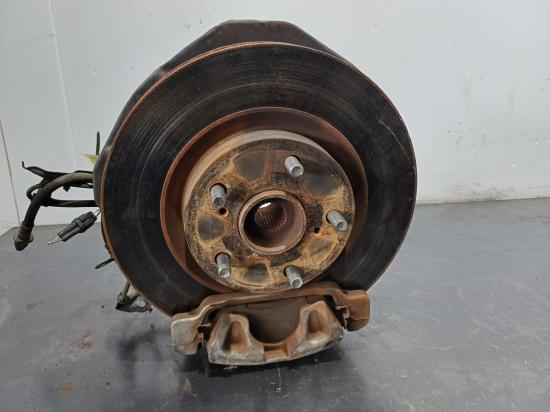 toyota Aurion GSV40R Jan 2007 LEFT FRONT HUB ASSEMBLY 