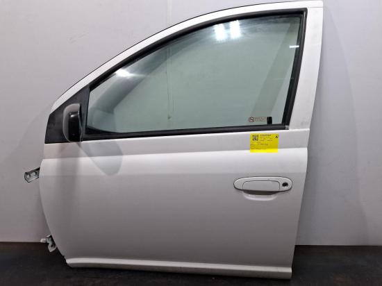 toyota Echo NCP12R Oct 2003 LEFT FRONT DOOR 