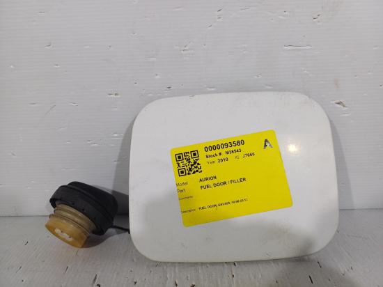 toyota Aurion GSV40R May 2010 FUEL DOOR/FILLER 