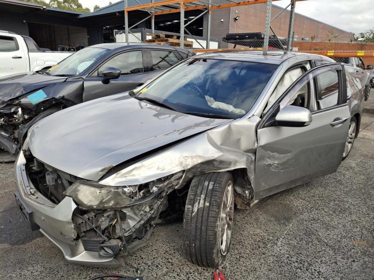 honda Accord LUXURY Apr 2010 Parts & Wrecking