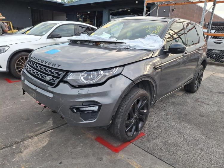 land rover Discovery SI4 SE Jan 2016 Parts & Wrecking