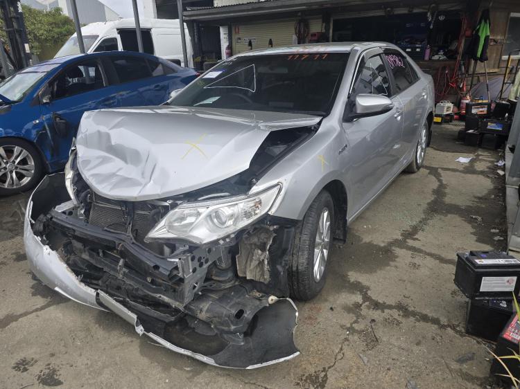 toyota Camry AVV50 HYBRID H Aug 2014 Parts & Wrecking
