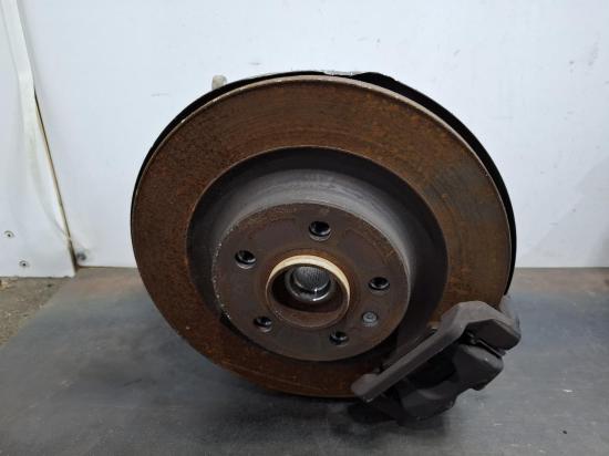 volvo Xc40 Jul 2019 Right REAR Hub Assembly 