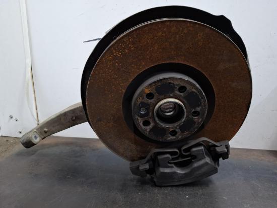 volvo Xc90 LEFT FRONT HUB ASSYMBLY 