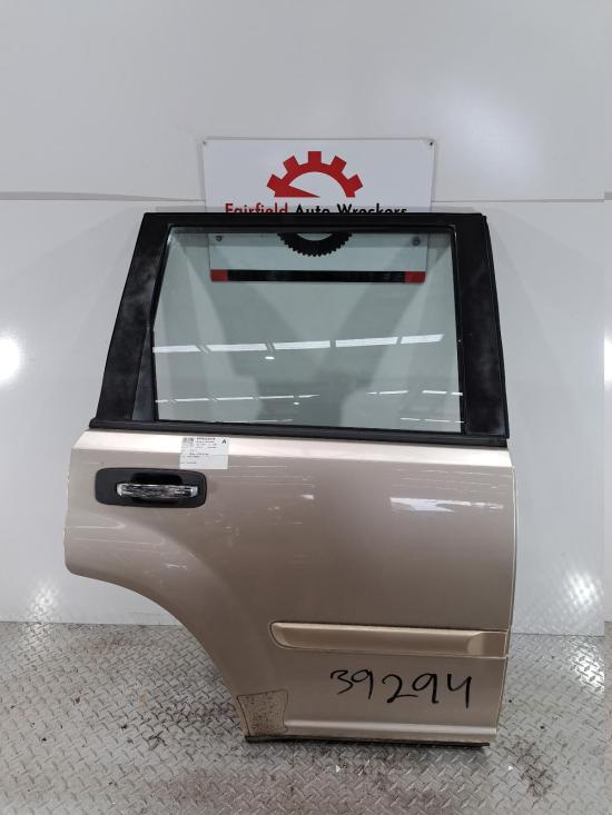 nissan X-trail 2005 RIGHT REAR DOOR 