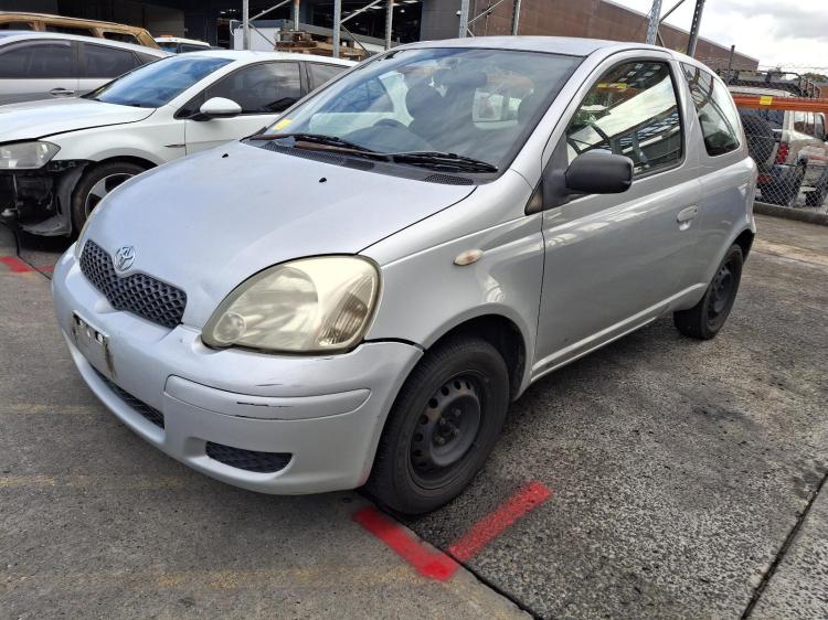 toyota Echo ECHO Aug 2004 Parts & Wrecking
