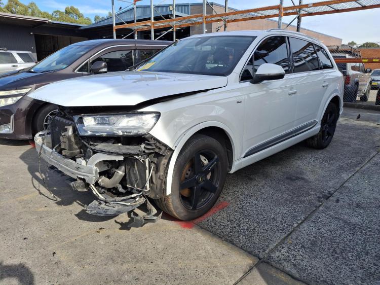 audi Q7 3.0 TDI QUATTRO Jan 2016 Parts & Wrecking