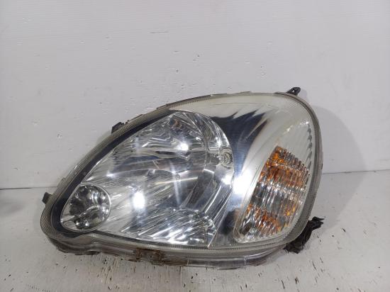 toyota Echo ECHO Apr 2005 LEFT HEADLAMP 