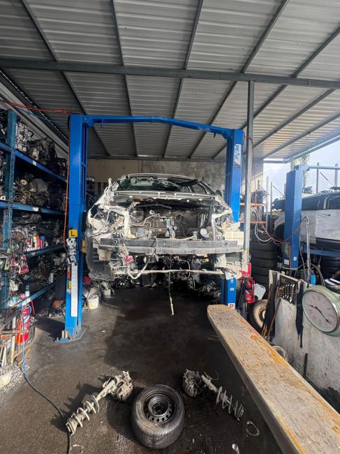 toyota Tarago 2009 Parts & Wrecking