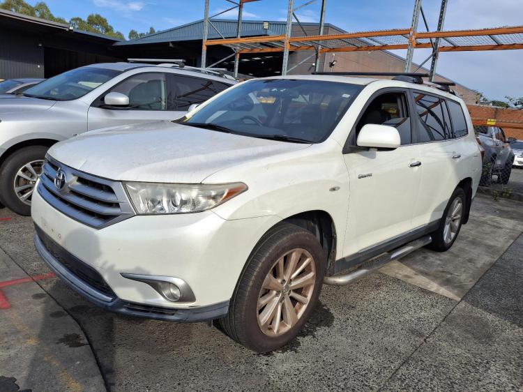 Toyota Kluger 2010 image