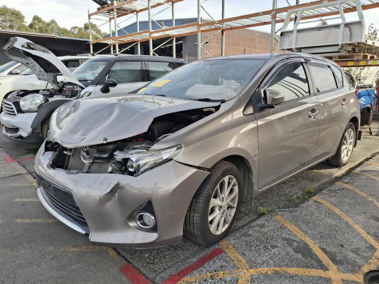 toyota Corolla ASCENT SPORT Mar 2014 Parts & Wrecking