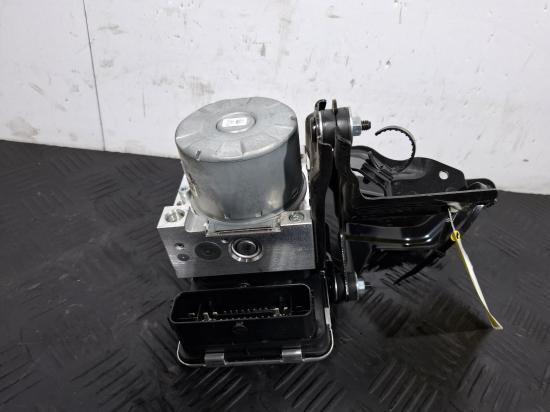 mazda Cx30 2023 ABS PUMP/MODULATOR 