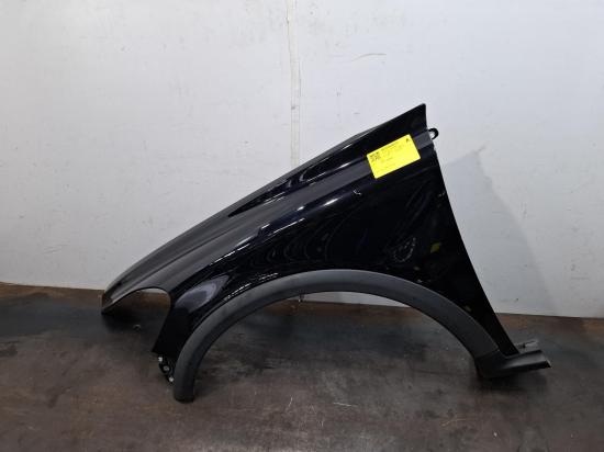 volvo C30 S Jun 2010 LEFT GUARD 
