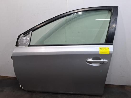 toyota Corolla 2015 LEFT FRONT DOOR 