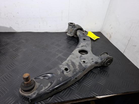 mazda 3 2019 RIGHT FRONT LOWER CONTROL ARM 