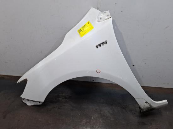 toyota Corolla 2011 LEFT GUARD 