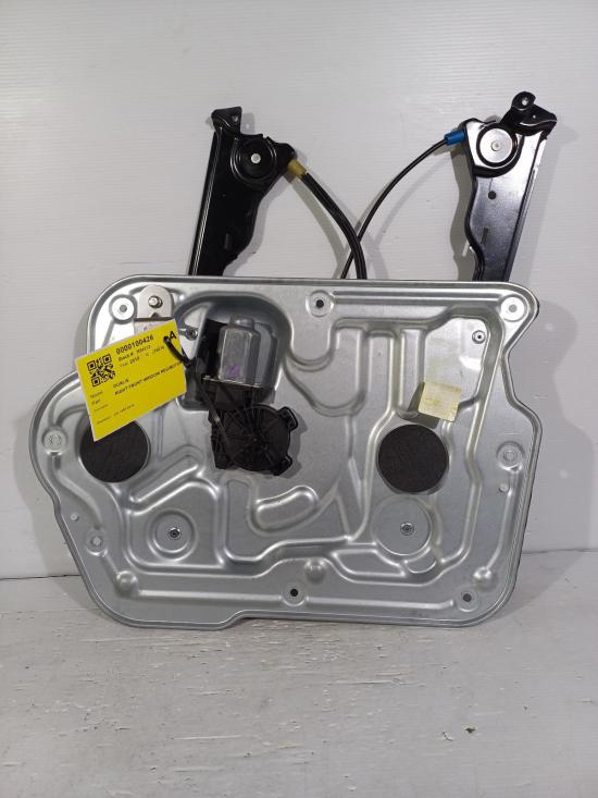 nissan Dualis 2010 RIGHT FRONT WINDOW REG/MOTOR 