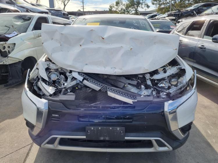 Mitsubishi Outlander 2020