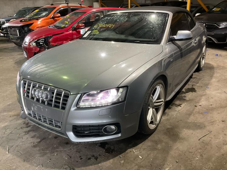 Audi S5 2010 image