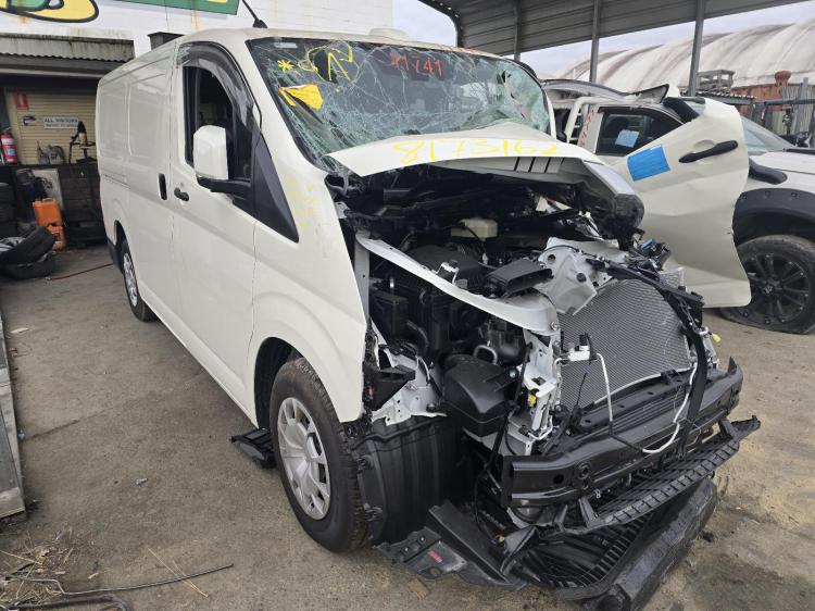 Toyota Hiace 2024