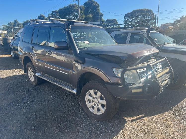 Mitsubishi Pajero 2010