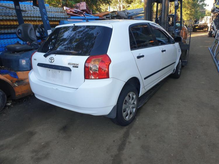 Toyota Corolla 2004