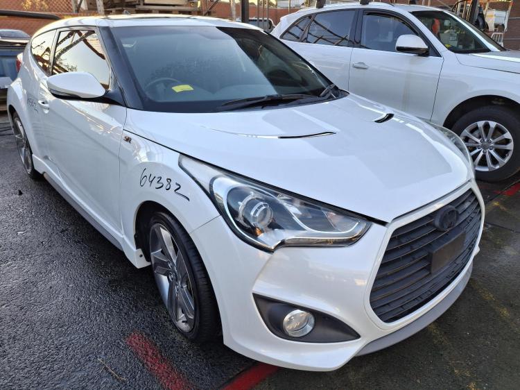 Hyundai Veloster 2013