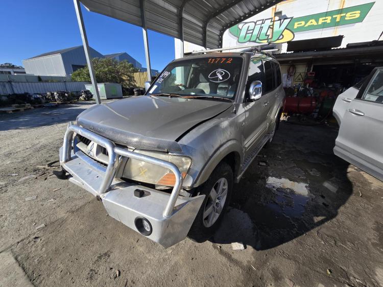 Mitsubishi Pajero 2005