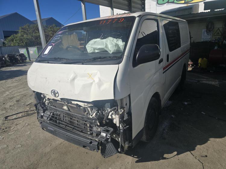 Toyota Hiace 2017