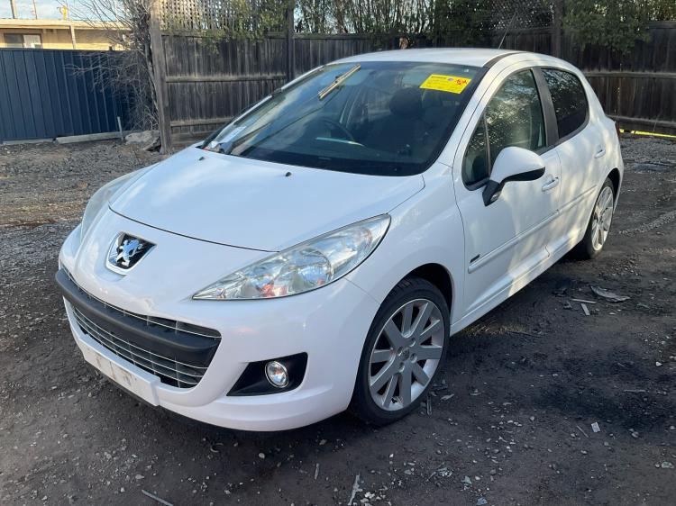 Peugeot 207 2012